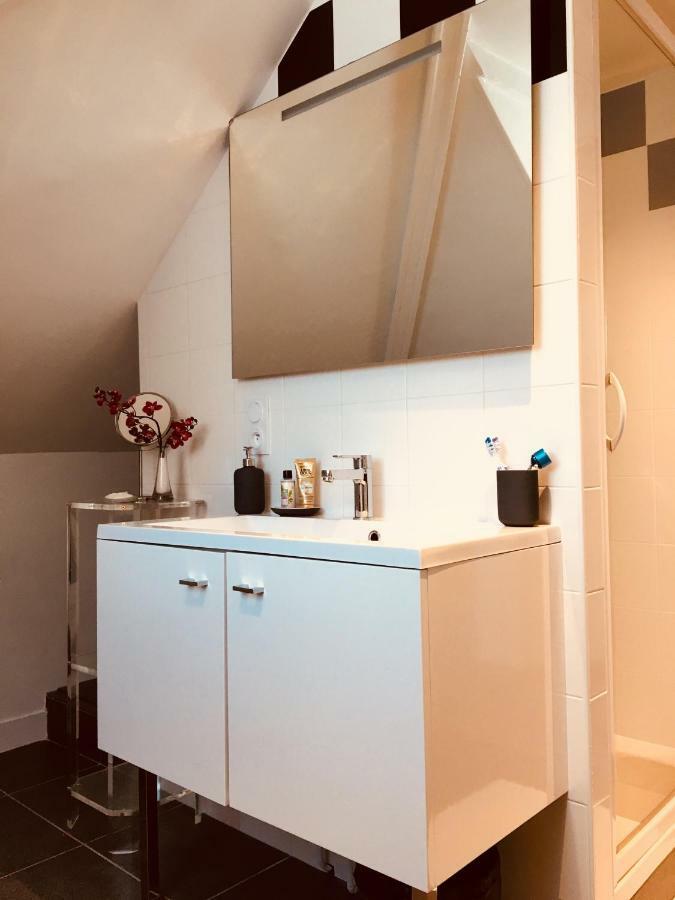 Sous Les Toits D'Honfleur Apartment Bagian luar foto