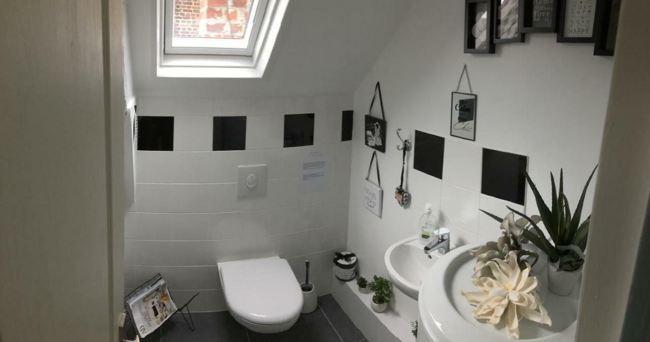 Sous Les Toits D'Honfleur Apartment Bagian luar foto