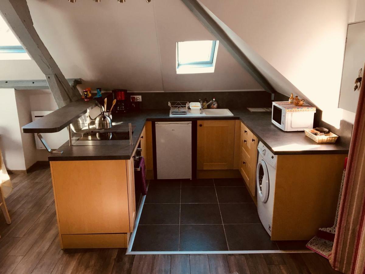 Sous Les Toits D'Honfleur Apartment Bagian luar foto
