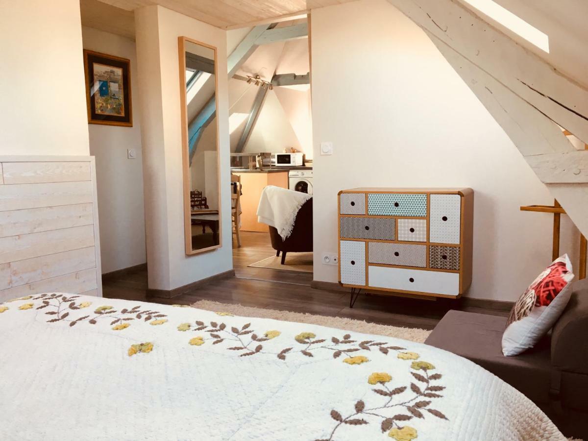 Sous Les Toits D'Honfleur Apartment Bagian luar foto