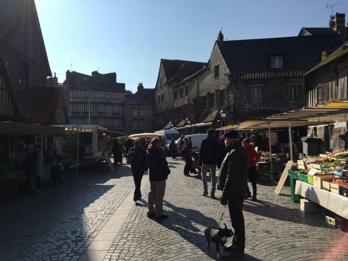 Sous Les Toits D'Honfleur Apartment Bagian luar foto